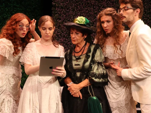 La importancia de llamarse Ernesto